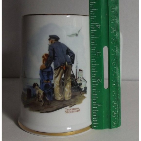 Norman Rockwell Museum 1985 Looking Out to Sea Coffee Mug Cup Art Collection - Picture 9 of 12